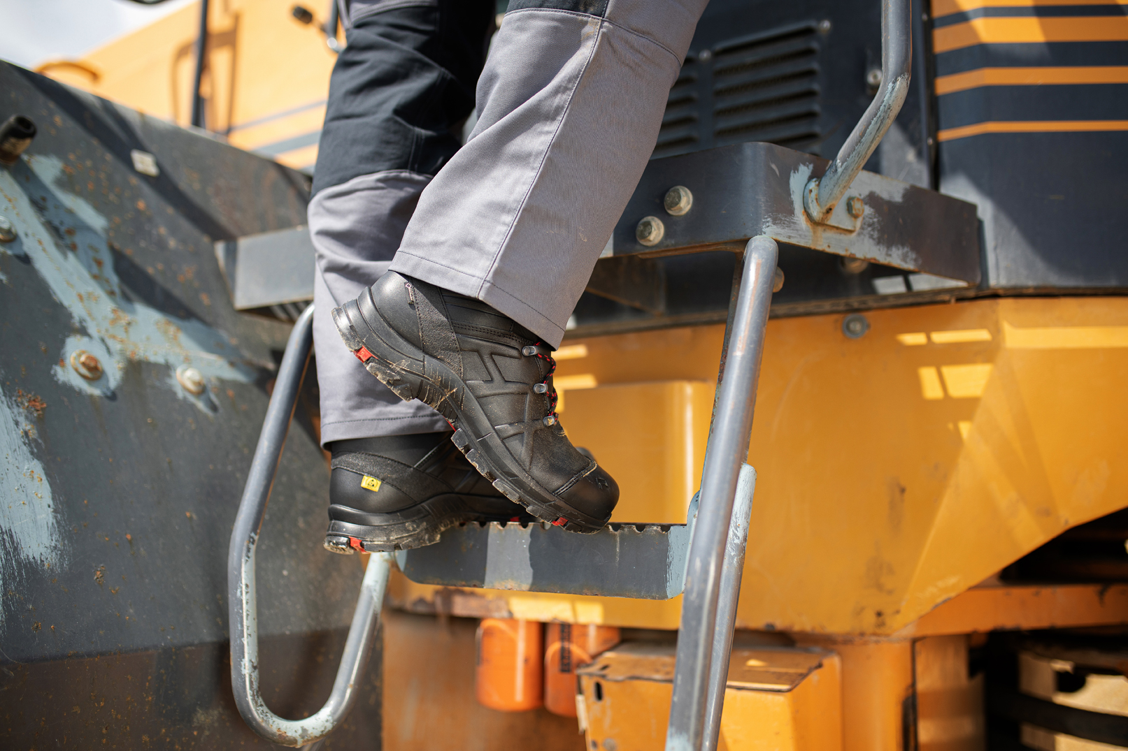 Haix® BLACK EAGLE® Safety 54 Mid S7 – Leder Sicherheitsschuhe – Bild 4